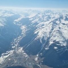 Flugwegposition um 12:31:50: Aufgenommen in der Nähe von Bezirk Inn, Schweiz in 3803 Meter